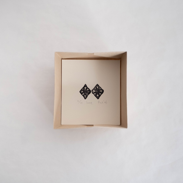 2025年9月版画ゆうびんno.35 グミの実２